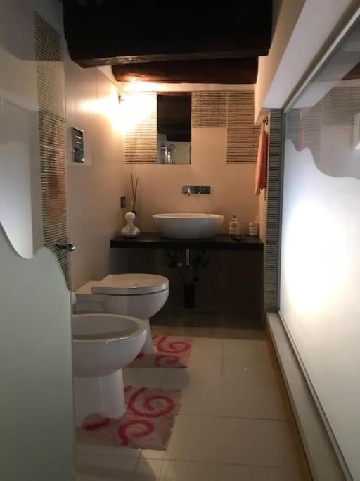 Casa Vacanza Trinita Napoli Bagian luar foto