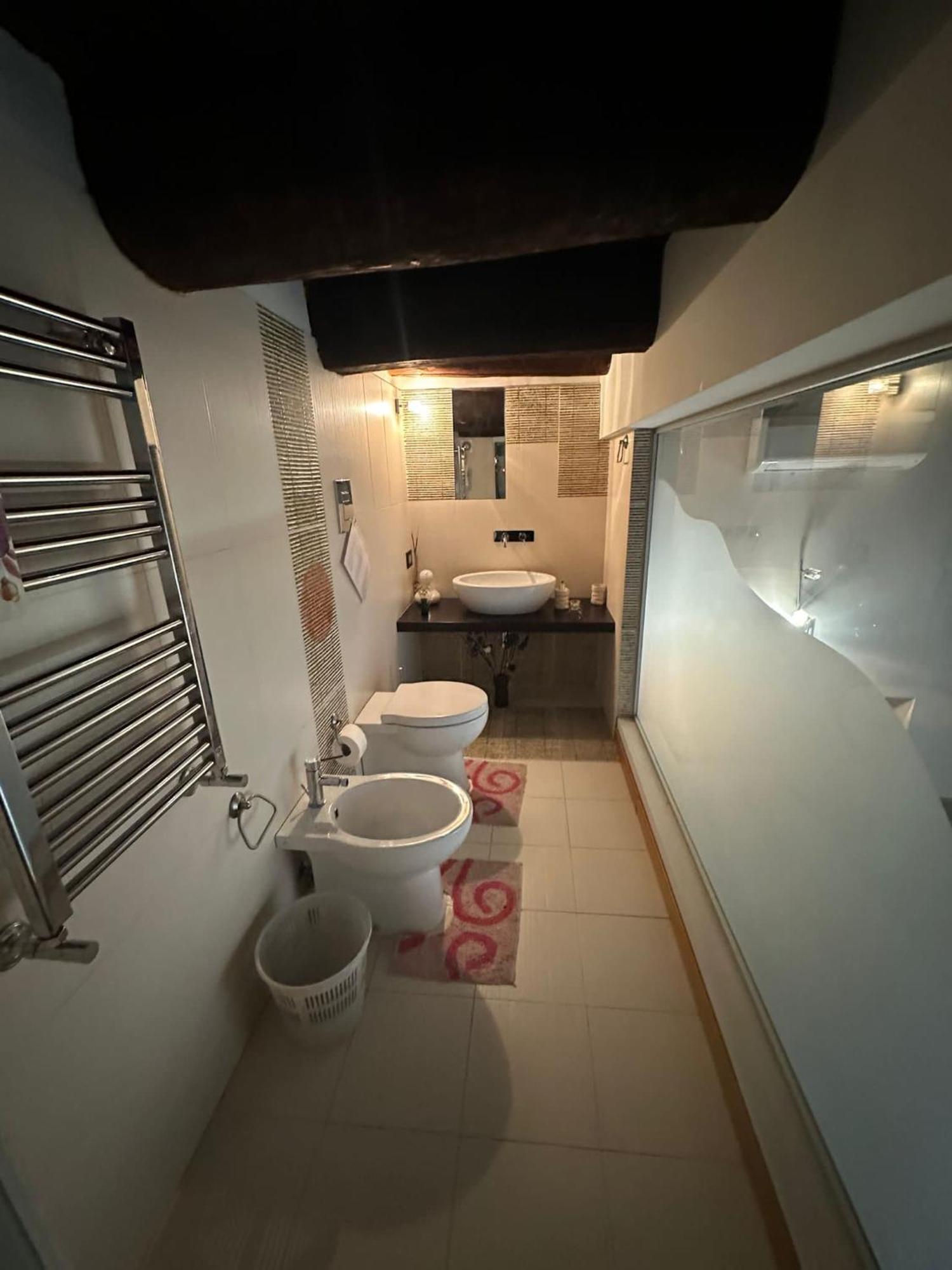 Casa Vacanza Trinita Napoli Bagian luar foto